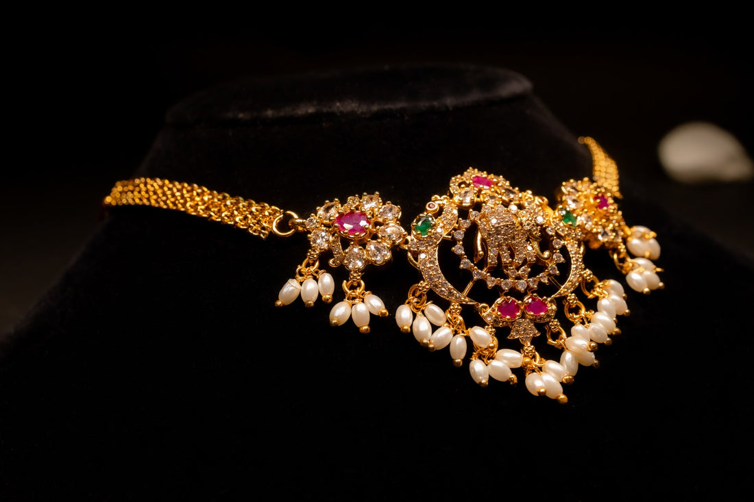 Qainat Set