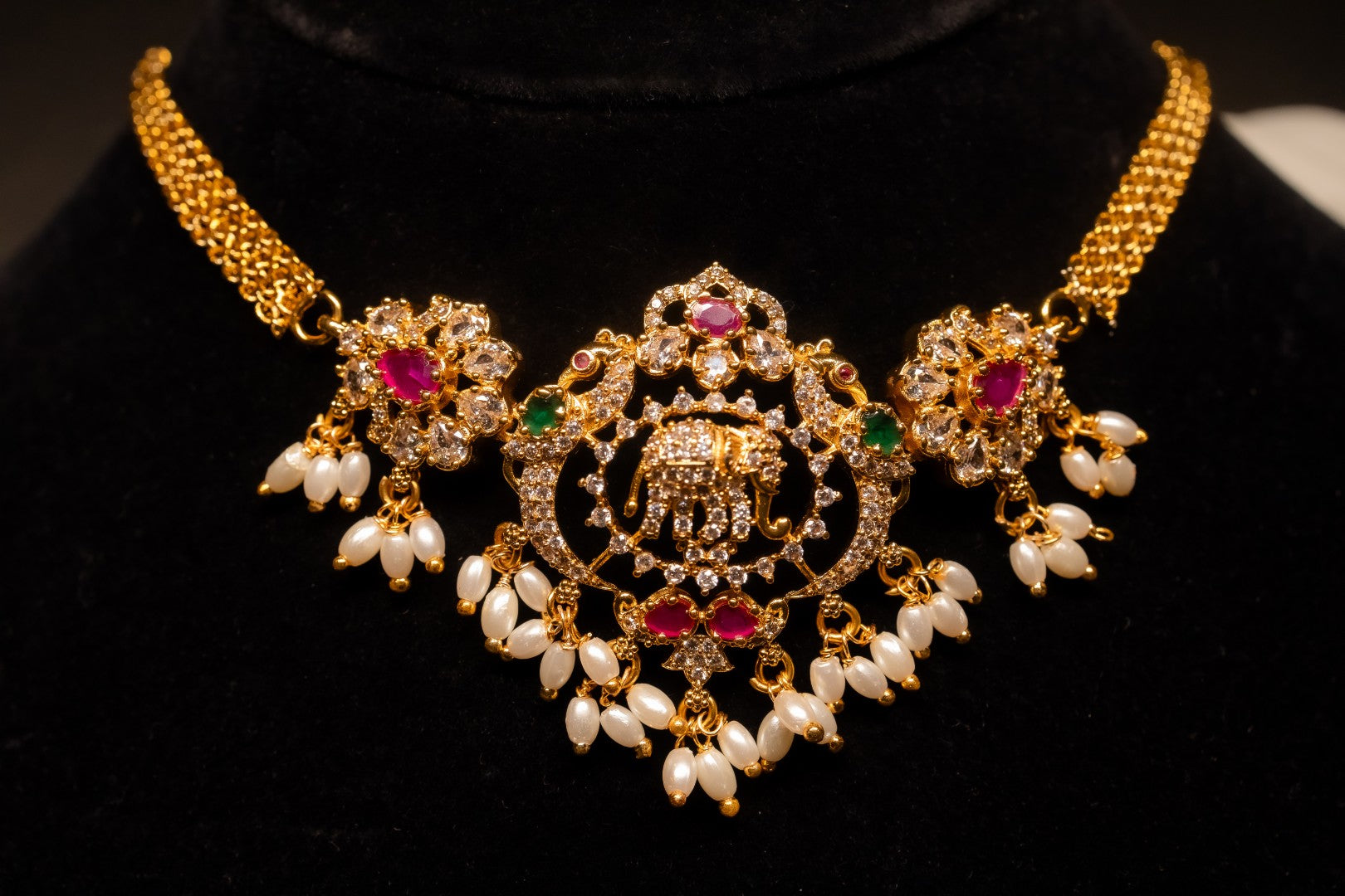 Qainat Set