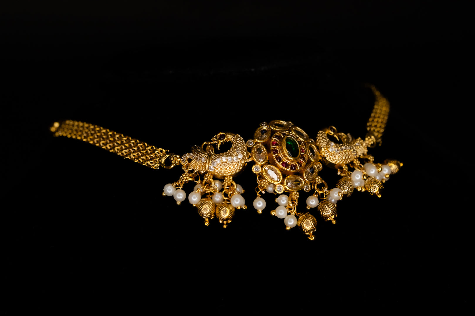Saloni Set